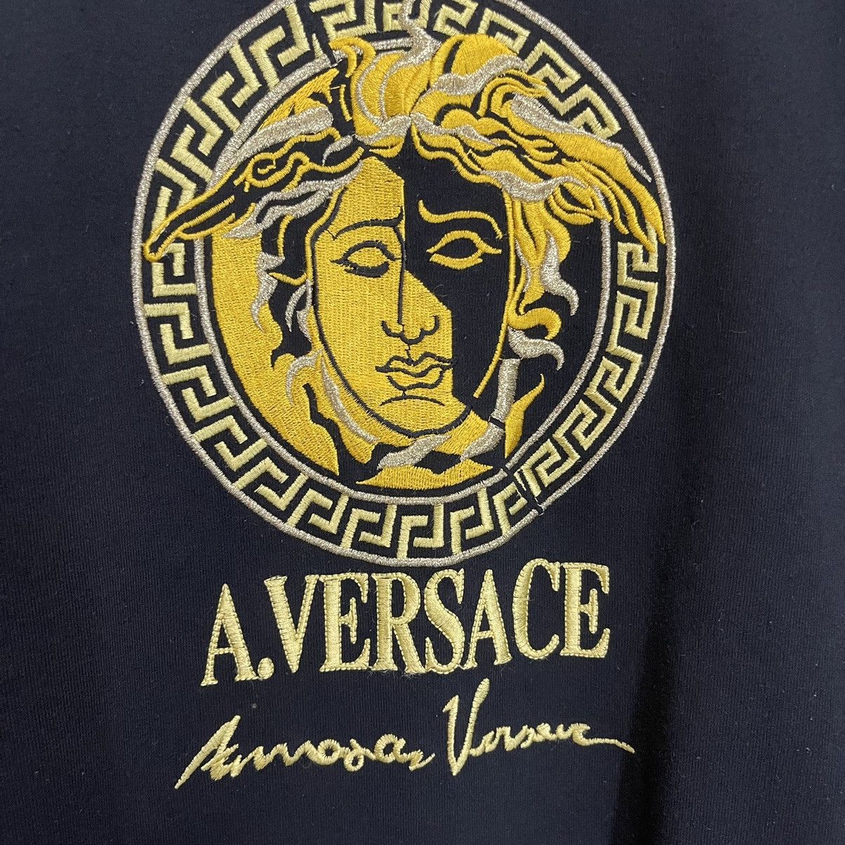 Designer × Japanese Brand A VERSACE MEDUSO LOGO CREWNECK SWEATSHIRT Size US M / EU 48-50 / 2 - 6 Thumbnail