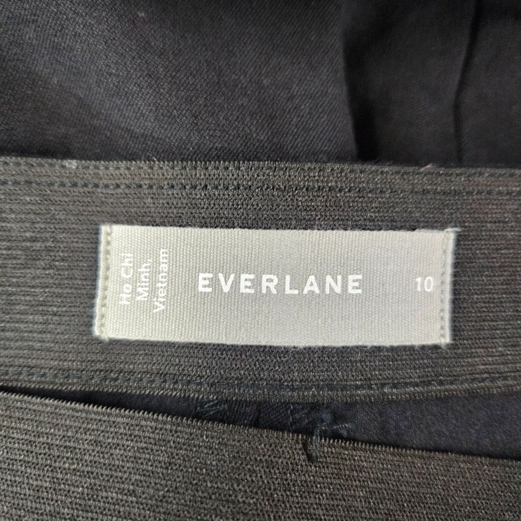 Everlane **Everlane Women's Black Ankle Pants Size 10 Mid Rise Cotton Blend** User: **Everlane Women's Black Ankle Pants Size 10 Mid Rise Cotton Blend** Size 32" / US 10 / IT 46 - 7 Thumbnail