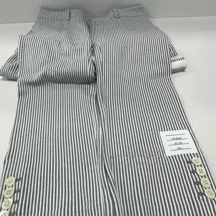 Thom Browne distressed blue starry denim pants. Size US 30 / EU 46 - 7 Thumbnail