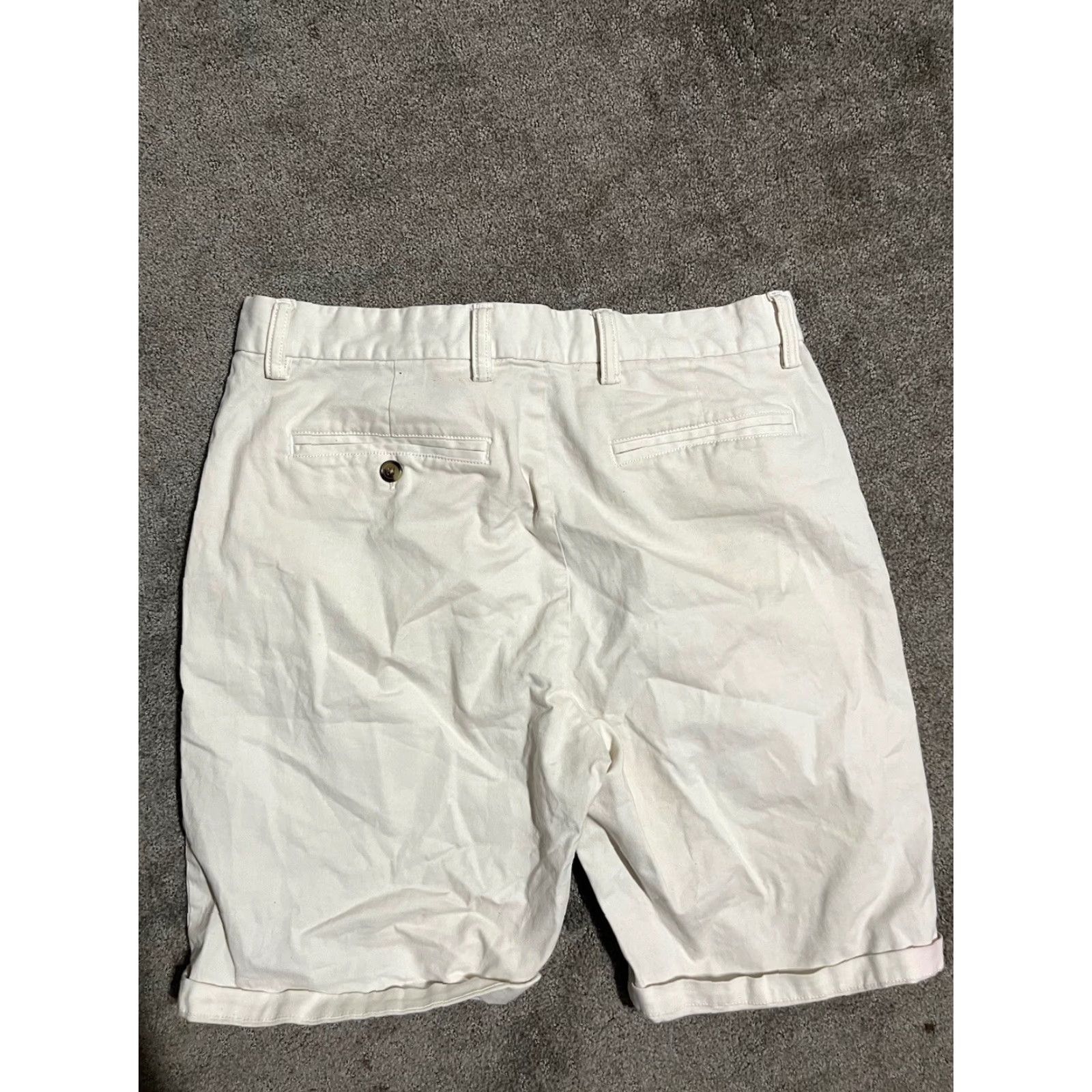 Old Navy OLD NAVY Ultimate Slim Chino Shorts Men Size 33 White Cotton Casual Size US 33 - 2 Thumbnail