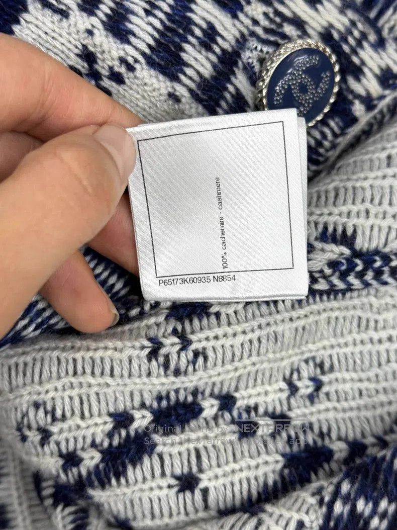 Chanel Chanel Colour block No. 5 letter cashmere knitted cardigan Size XS / US 0-2 / IT 36-38 - 7 Thumbnail
