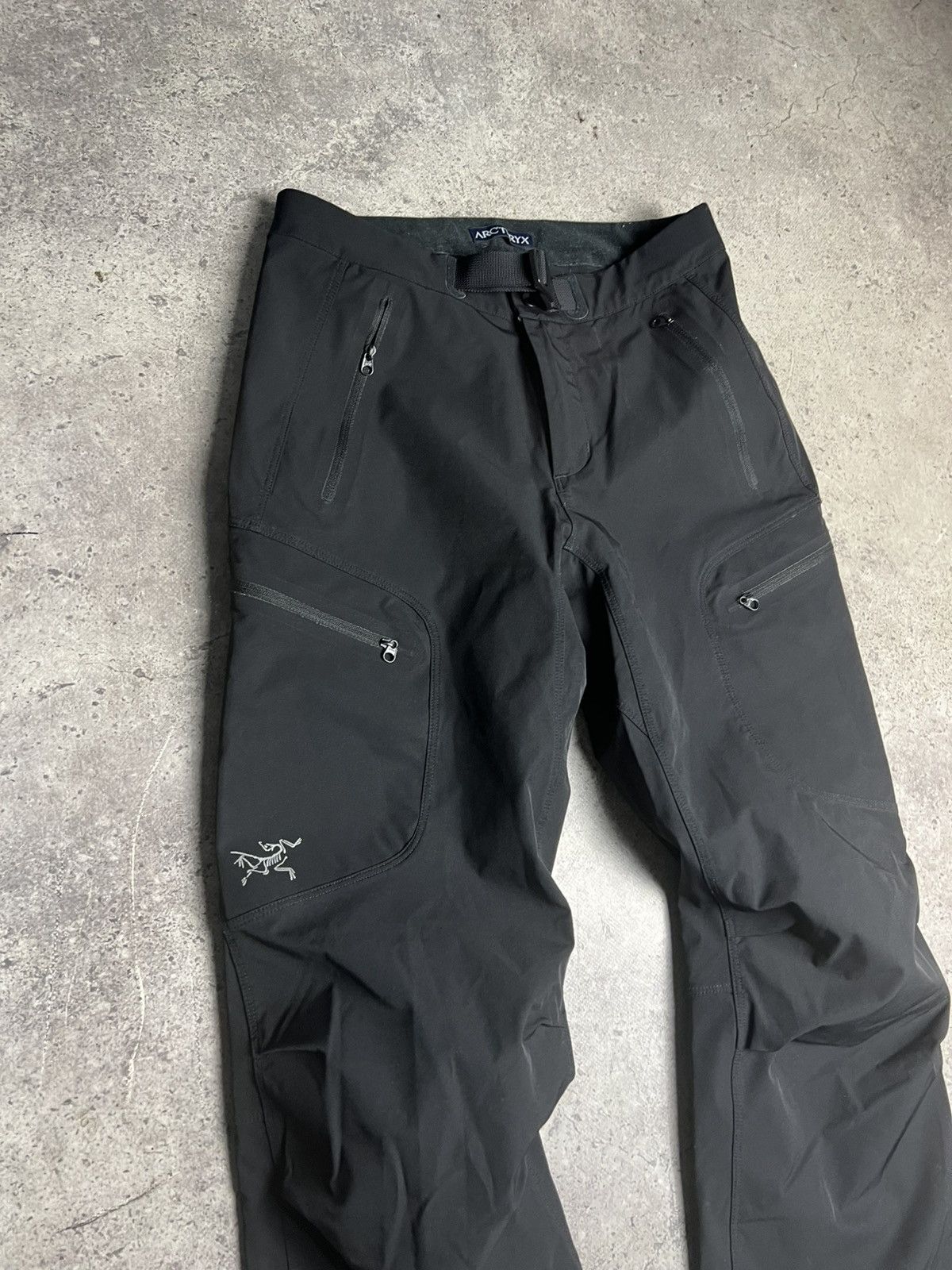 Arc'teryx Vintage Arcteryx Nylon Black Cargo Pants Travis Style Size 26" / US 2 / IT 38 - 7 Thumbnail