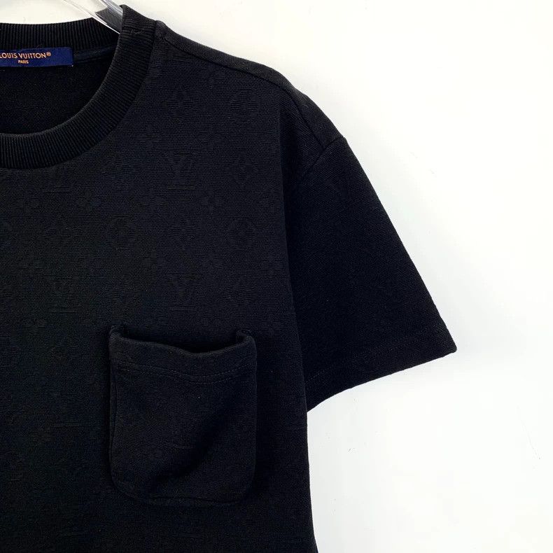 Louis Vuitton Louis Vuitton Round Neck in Black with Dark Pattern and Fu Size US XS / EU 42 / 0 - 3 Thumbnail