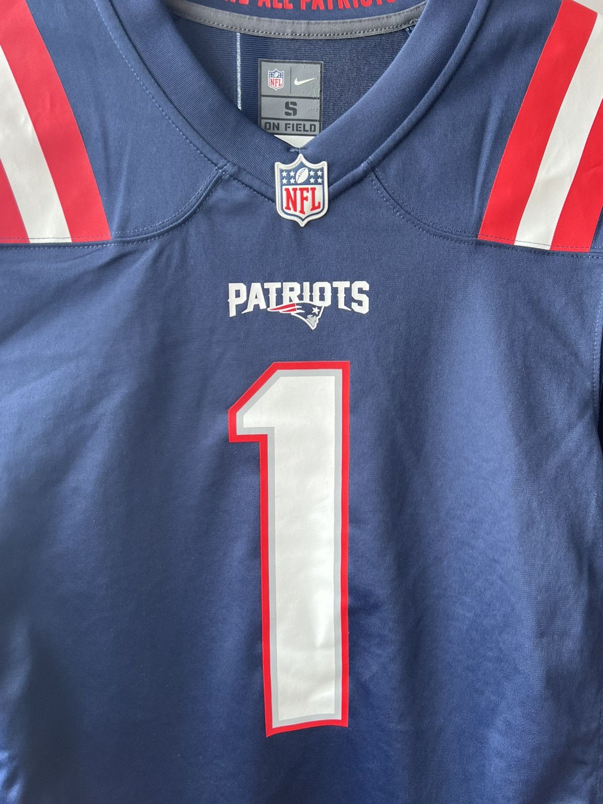 NFL 2021 NFL USA New England Patriots #1 Newton Football shirt Size US S / EU 44-46 / 1 - 3 Thumbnail