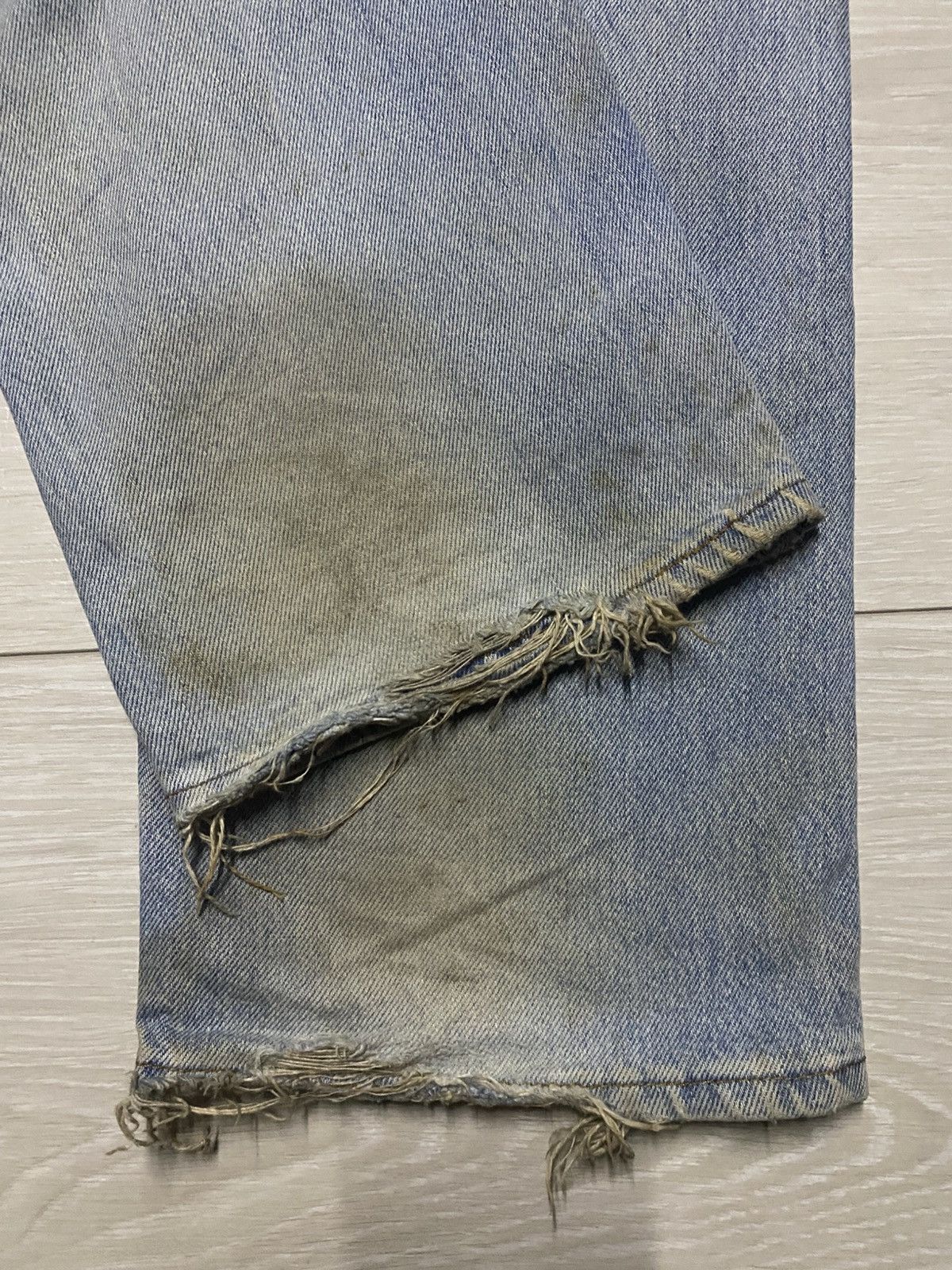 Levi's Vintage Levis 501xx 90s Grunge Distressed Jeans Size US 32 / EU 48 - 15 Thumbnail