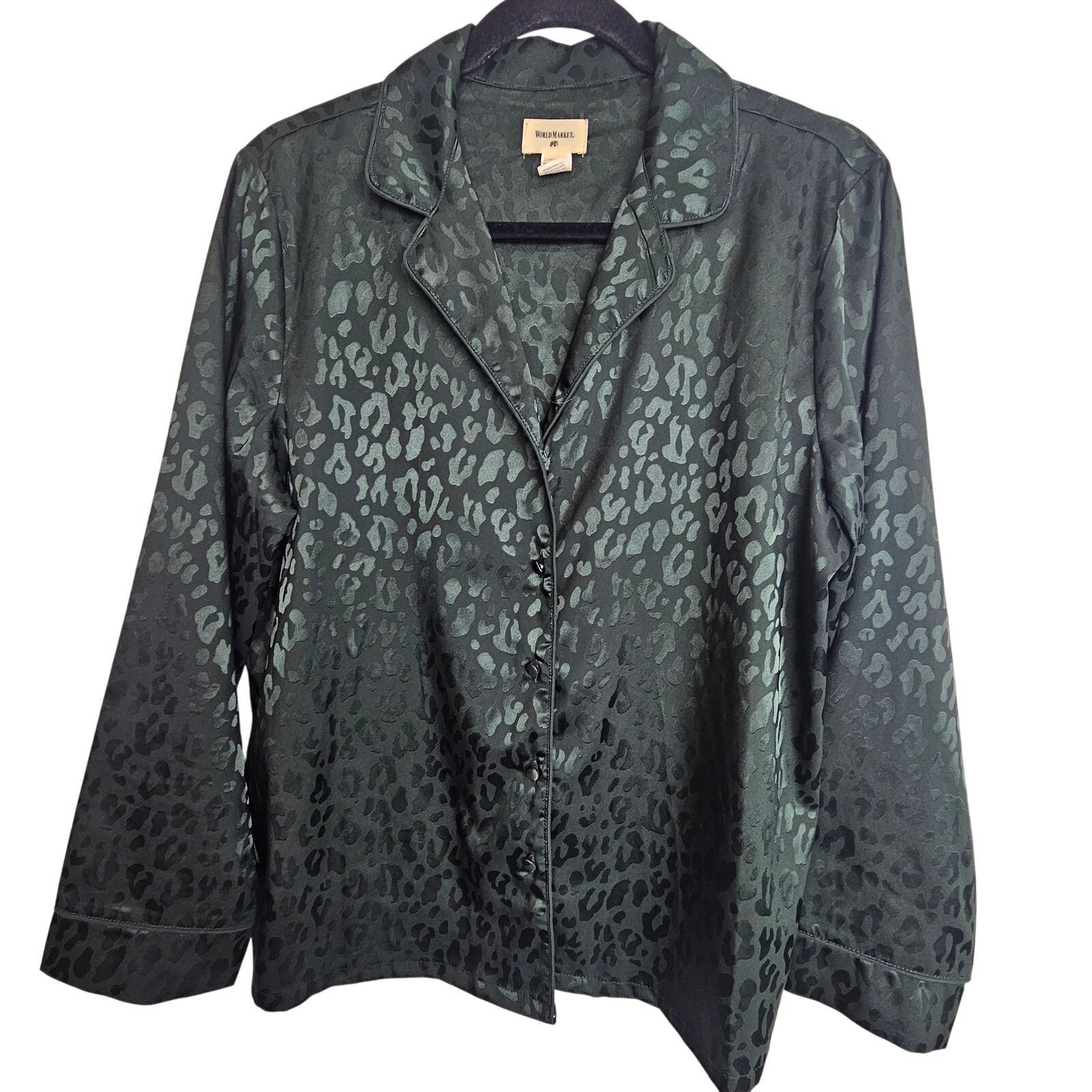 Other World Market Pajamas S/M Green Satin Leopard Sleepwear Size 27" / US 4 / IT 40 - 1 Thumbnail