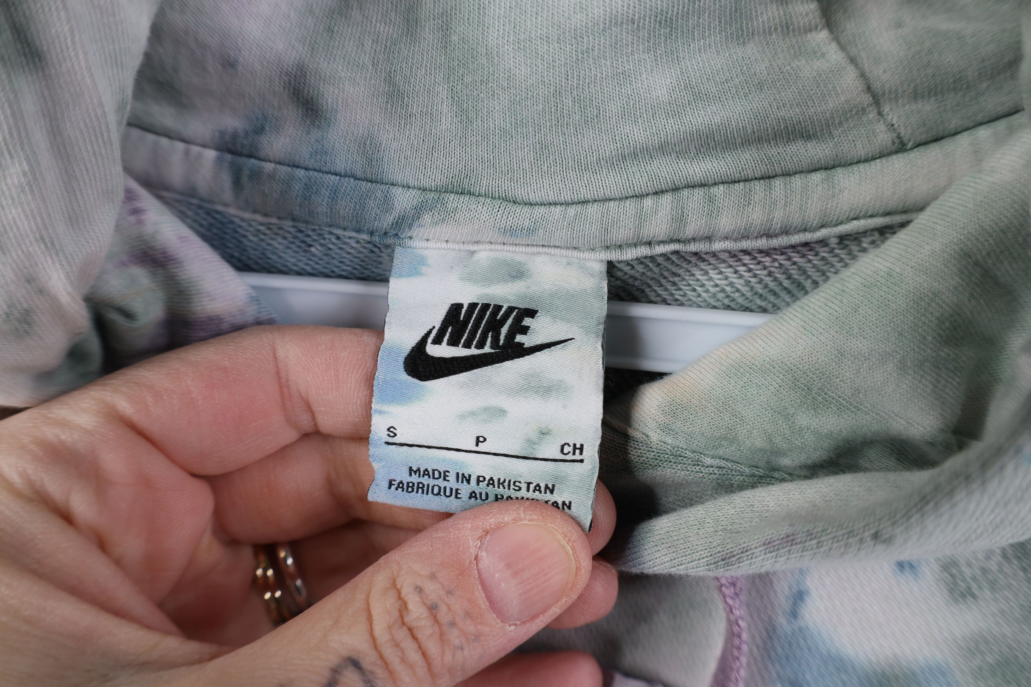 Nike Nike Sportswear Club Terry Acid Wash Hoodie Sweatshirt Size US S / EU 44-46 / 1 - 9 Thumbnail