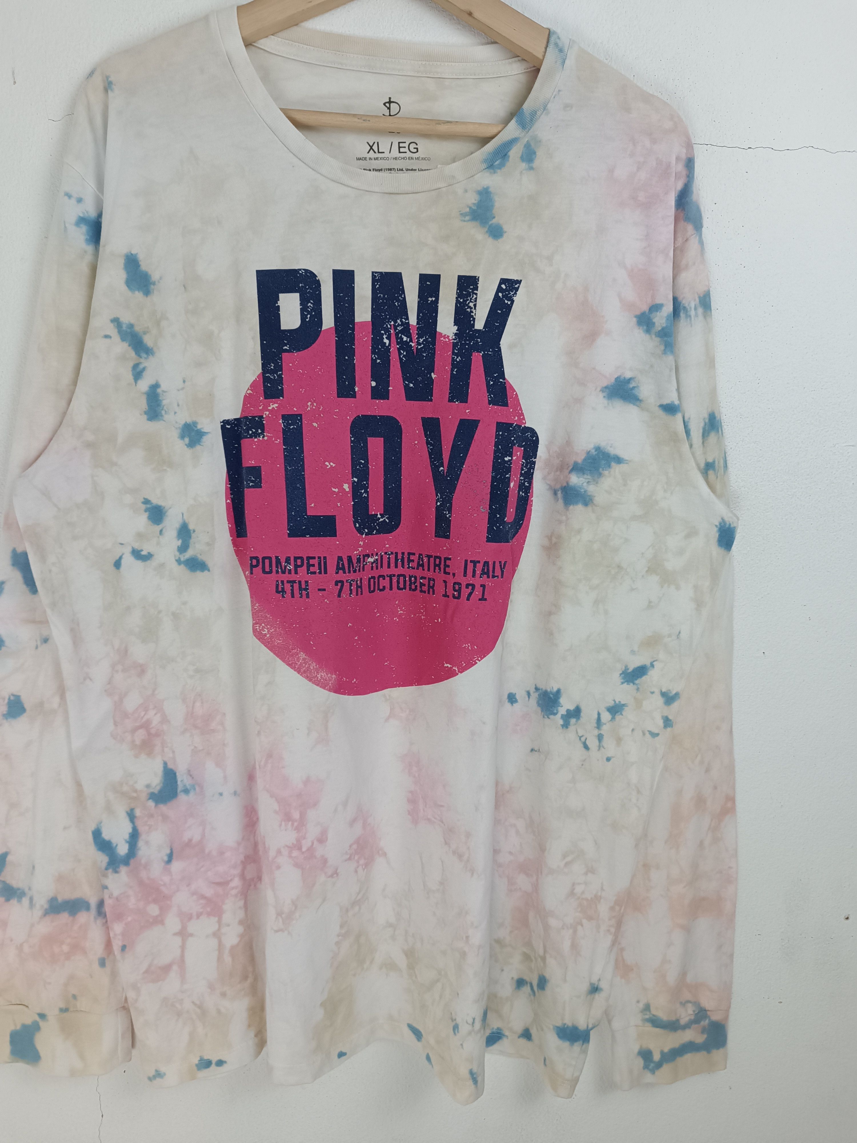 Band Tees VINTAGE PINK FLOYD TIE DYE POMPEII LIVE TEE VERY RARE Size US XL / EU 56 / 4 - 6 Thumbnail