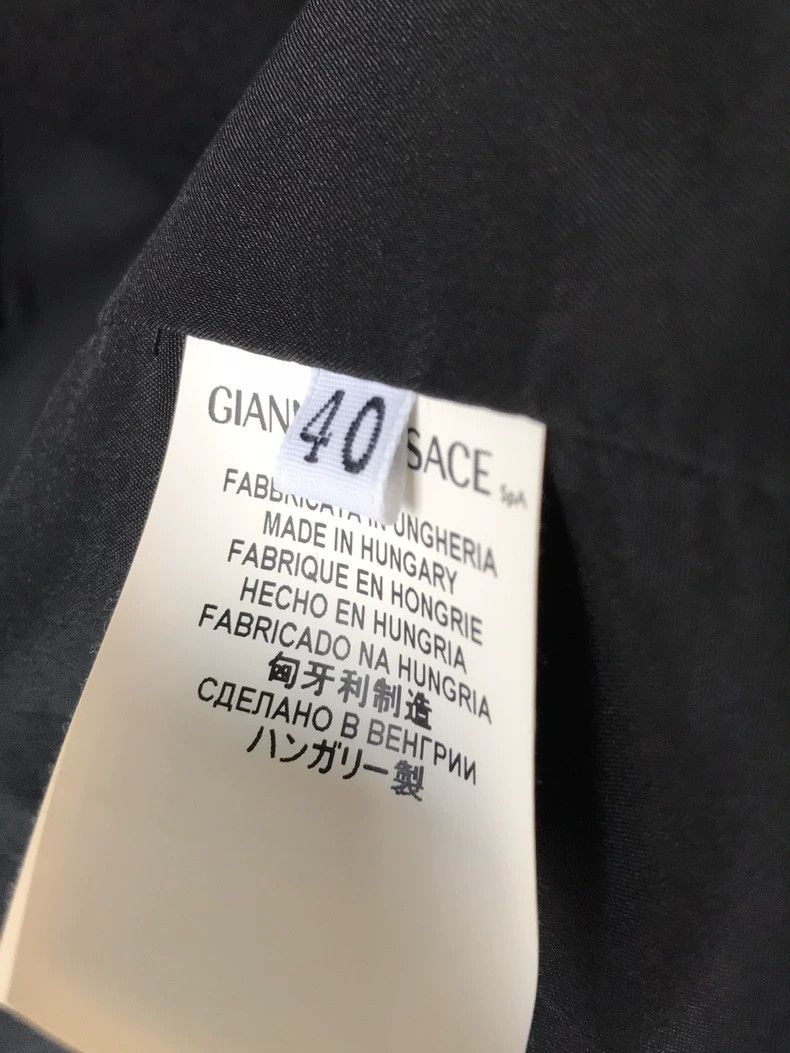 Versace Versace The cashmere coat is fully equipped with spare but Size L / US 10 / IT 46 - 4 Thumbnail