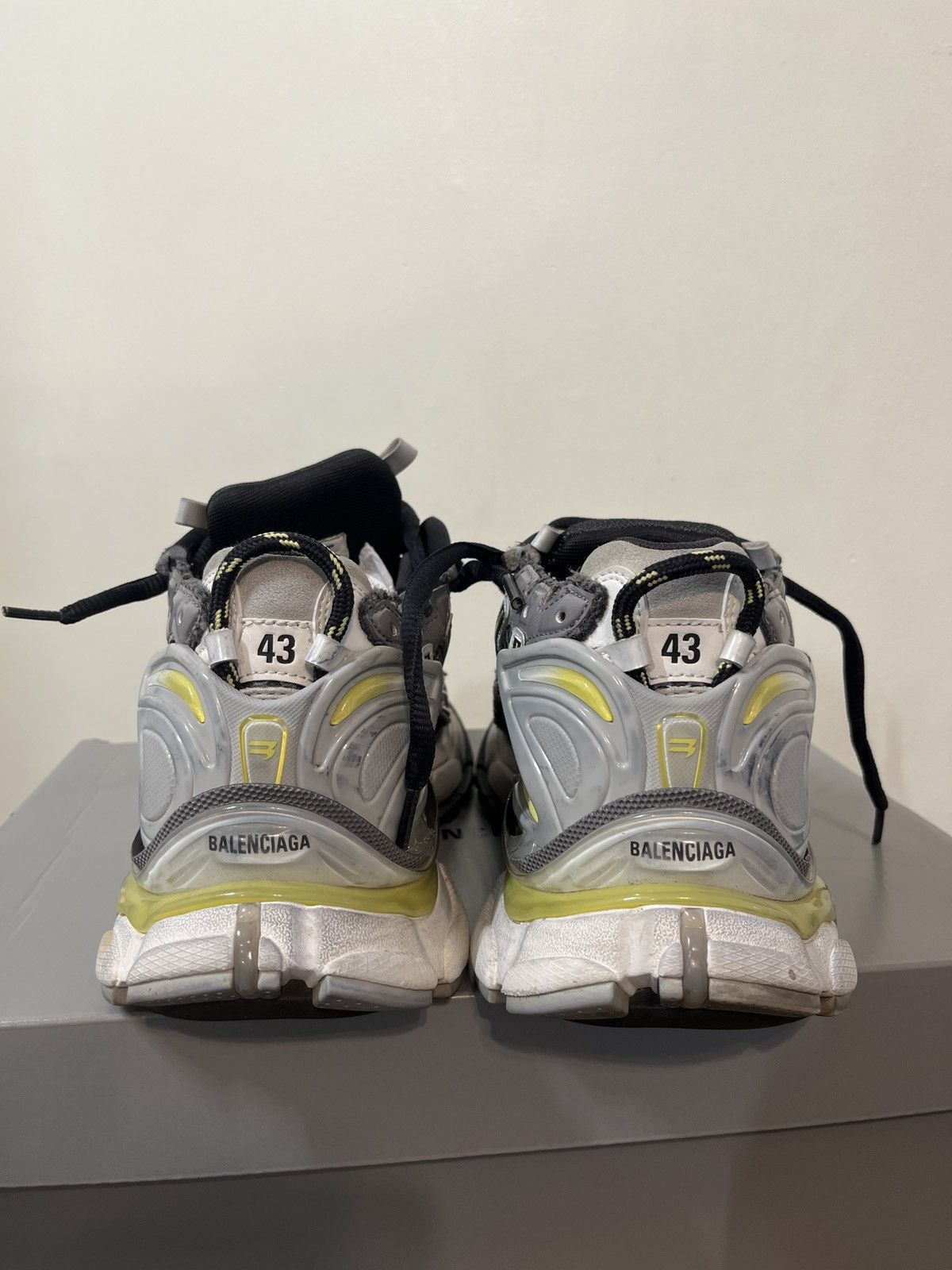 Balenciaga Runners in Gray/Yellow Size US 10 / EU 43 - 4 Thumbnail