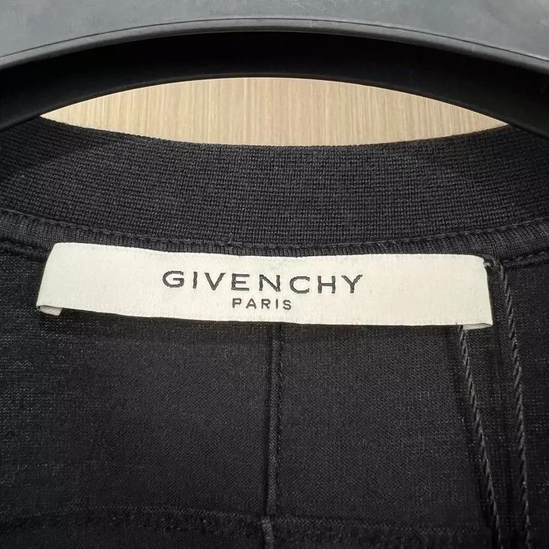 Givenchy Givenchy Givenchy Basketball Print Short Sleeve TShirt -25 Size US S / EU 44-46 / 1 - 5 Thumbnail