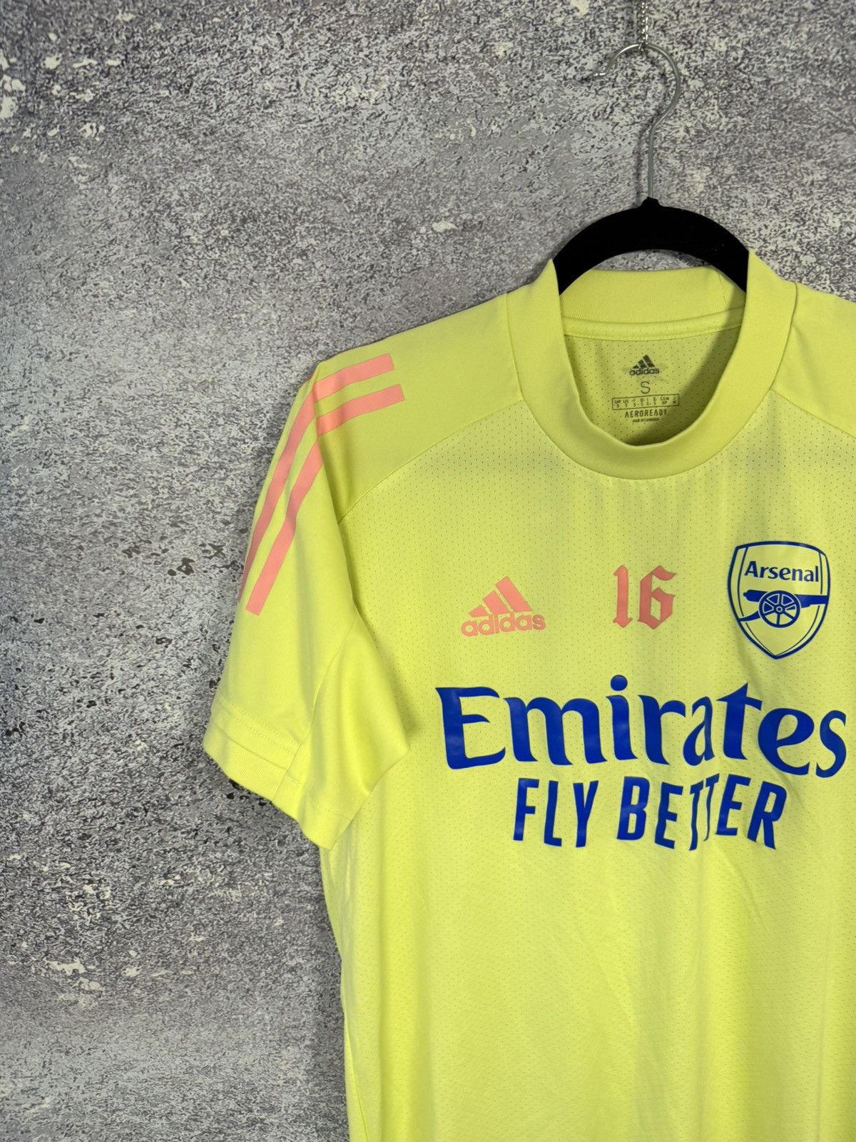 Adidas × Vintage Vintage Arsenal 2020 Adidas Pre match Jersey Blokcore S sz Size US S / EU 44-46 / 1 - 2 Thumbnail