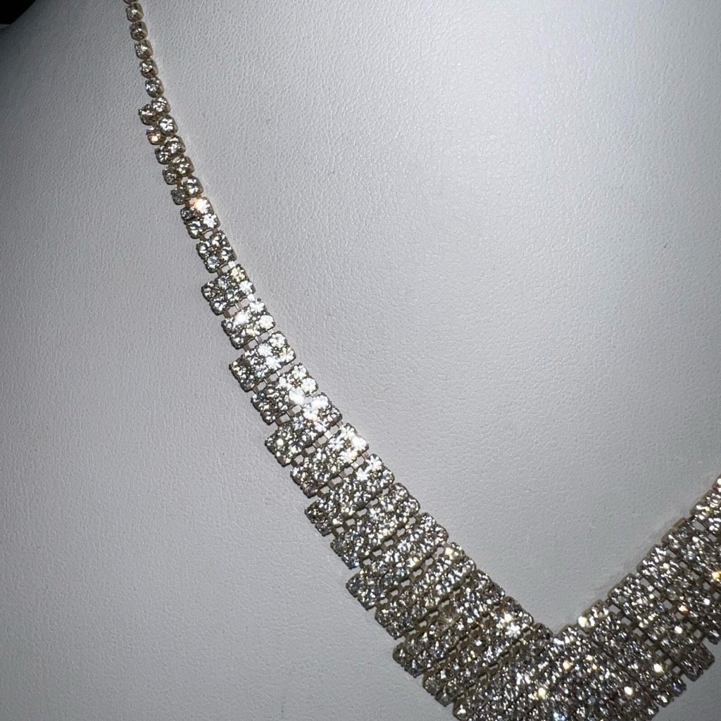 Vintage Vintage 80s Prong Set Rhinestone V Necklace (see pics and de Size ONE SIZE - 3 Thumbnail