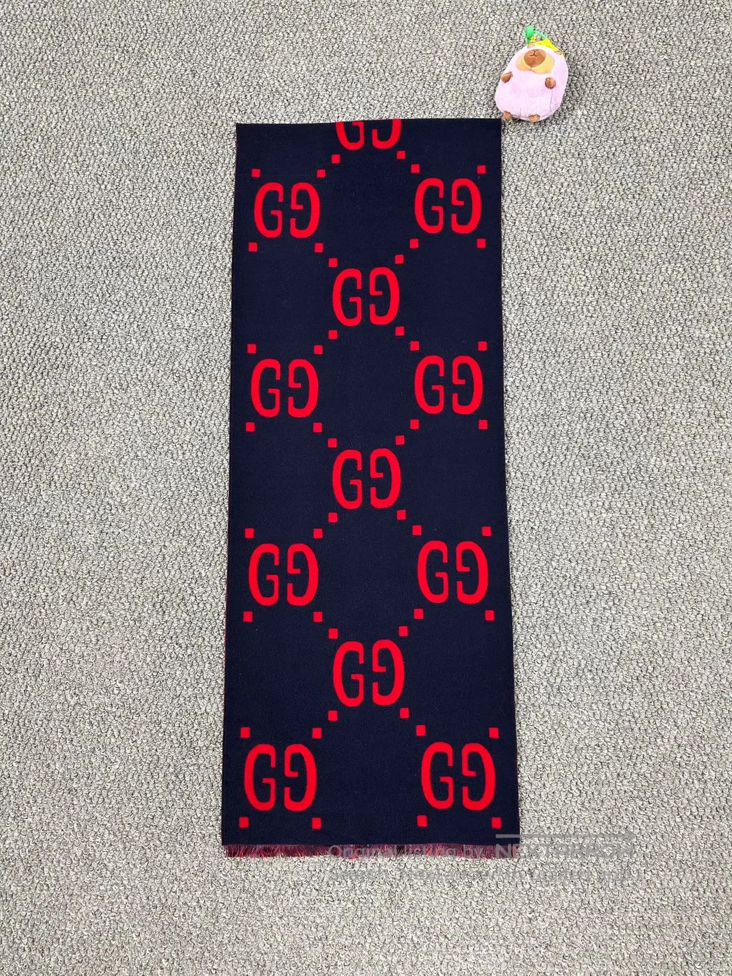 Gucci Guicci Red and blue color block old flower print double-si Size ONE SIZE - 2 Thumbnail