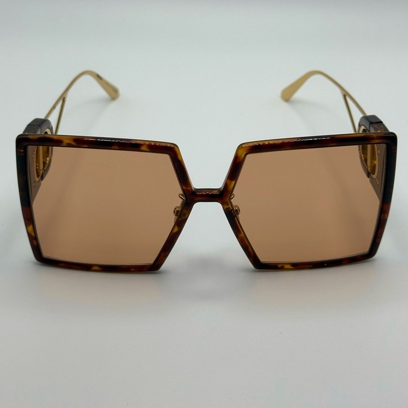 Dior NEW Dior Sunglasses 30Montaigne SU 26L0 Blonde Havana Violet Size ONE SIZE - 1 Thumbnail