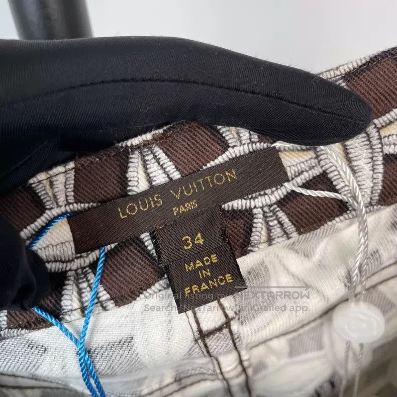 Louis Vuitton Louis Vuitton Three-flower embroidered full logo trousers Size US 34 / EU 50 - 7 Thumbnail
