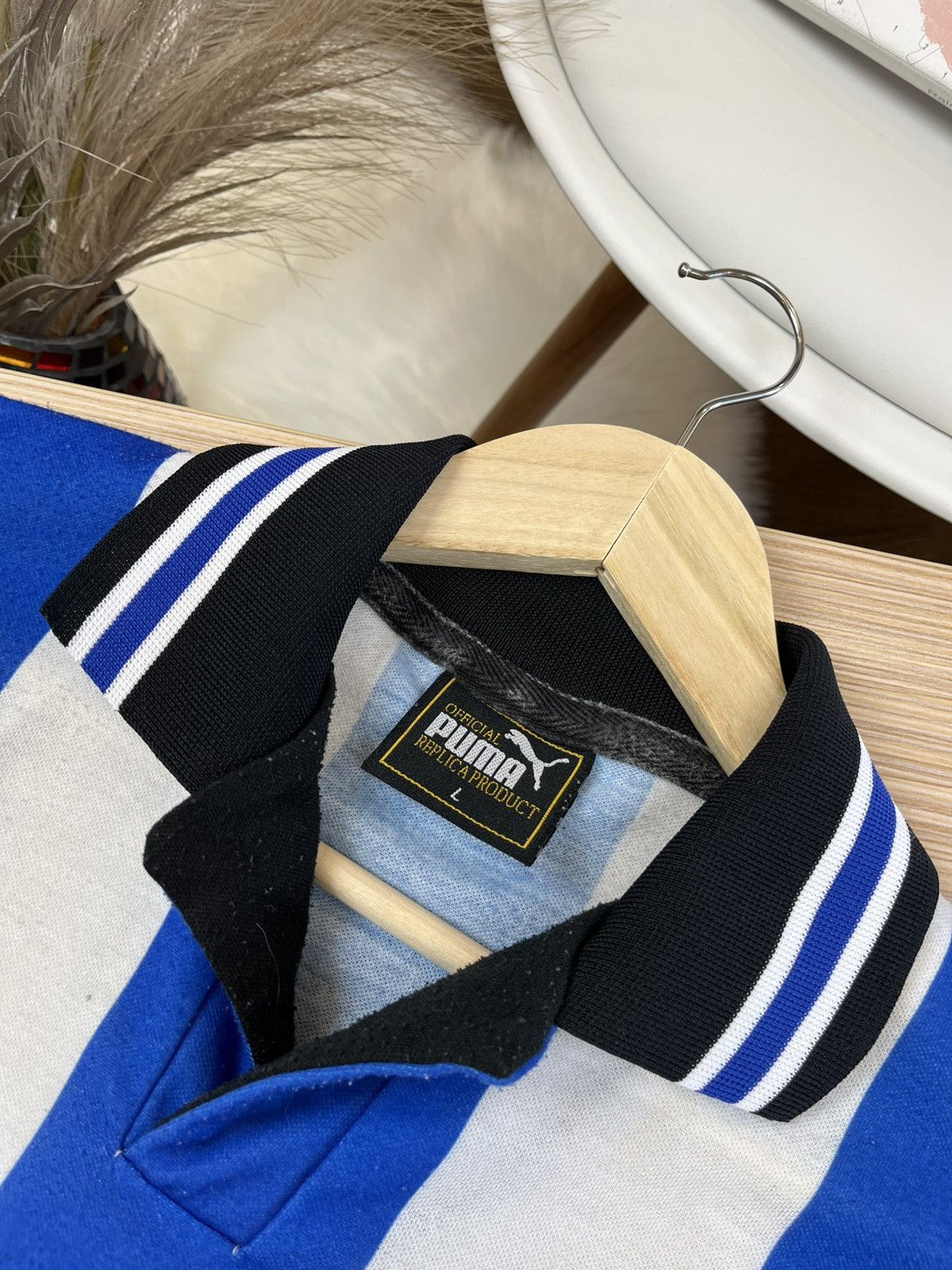 Puma SHEFFIELD WEDNESDAY PUMA SIZE L FOOTBALL SHIRT SOCCER Size US L / EU 52-54 / 3 - 4 Thumbnail