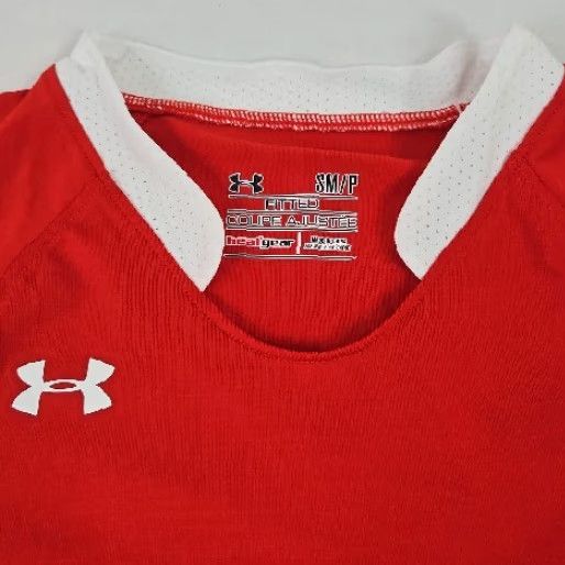 Under Armour Under Armour Volleyball T Shirt Women's S Red Long Sleeve HeatGear Fitted Size S / US 4 / IT 40 - 4 Thumbnail