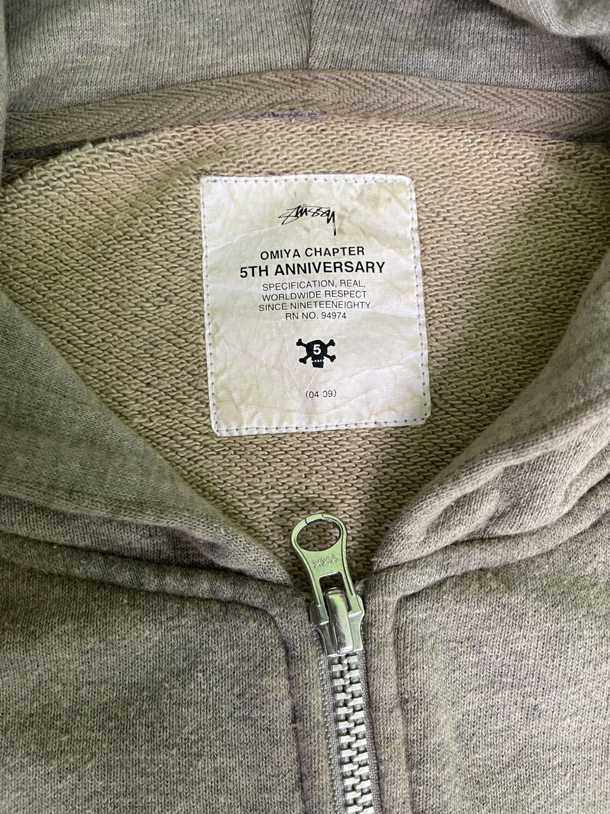 Stussy Vintage Stussy College Omiya Chapter 5th Anniversary Hoodie Size US L / EU 52-54 / 3 - 12 Thumbnail