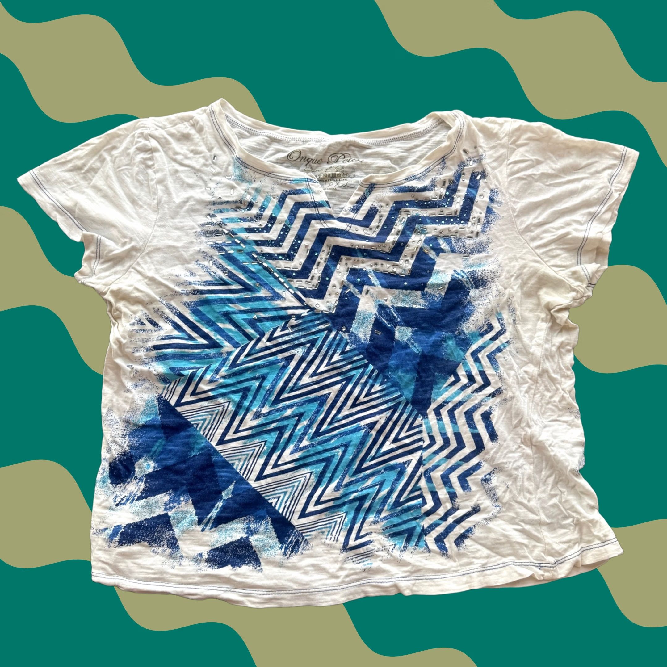 Vintage VINTAGE Y2K Abstract Mcbling Rhinestone Blue White V Neck Graphic Tee Women's XL Shirt Size XL / US 12-14 / IT 48-50 - 1 Thumbnail