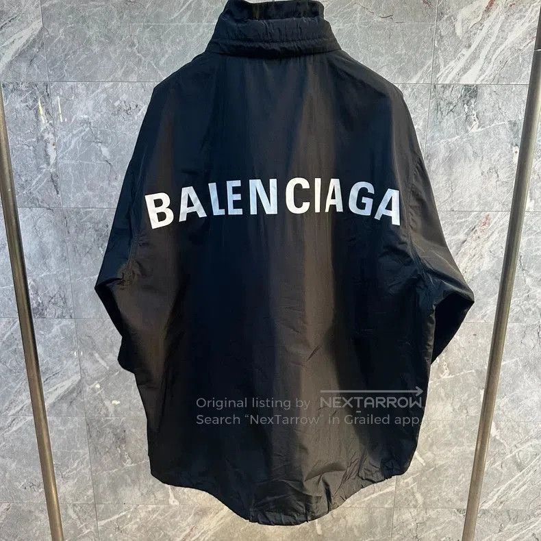 Balenciaga Balenciaga Black Back Logo Jacket 36. Size US S / EU 44-46 / 1 - 1 Thumbnail