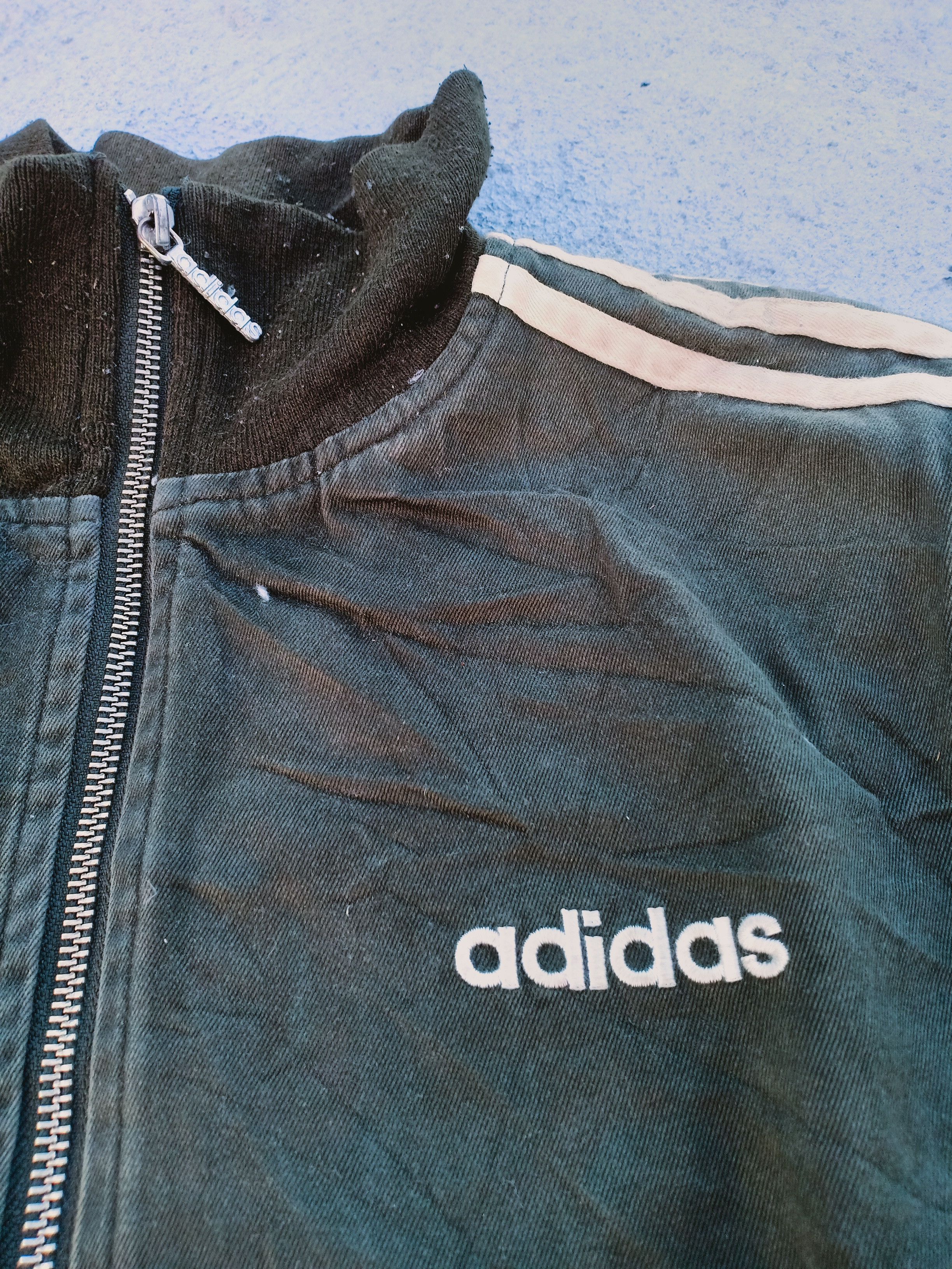 Adidas ADIDAS distressed jacket Size US L / EU 52-54 / 3 - 3 Thumbnail