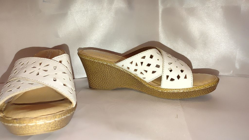 Born Born Canova Leather Wedge Sandal Size 8M Size US 8 / IT 38 - 7 Thumbnail