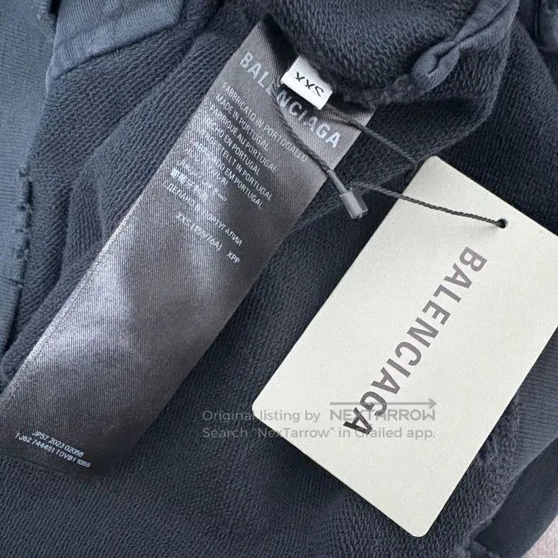 Balenciaga Balenciaga 23FW Distressed Zip Hooded Jacket. Size US XXS / EU 40 - 4 Thumbnail