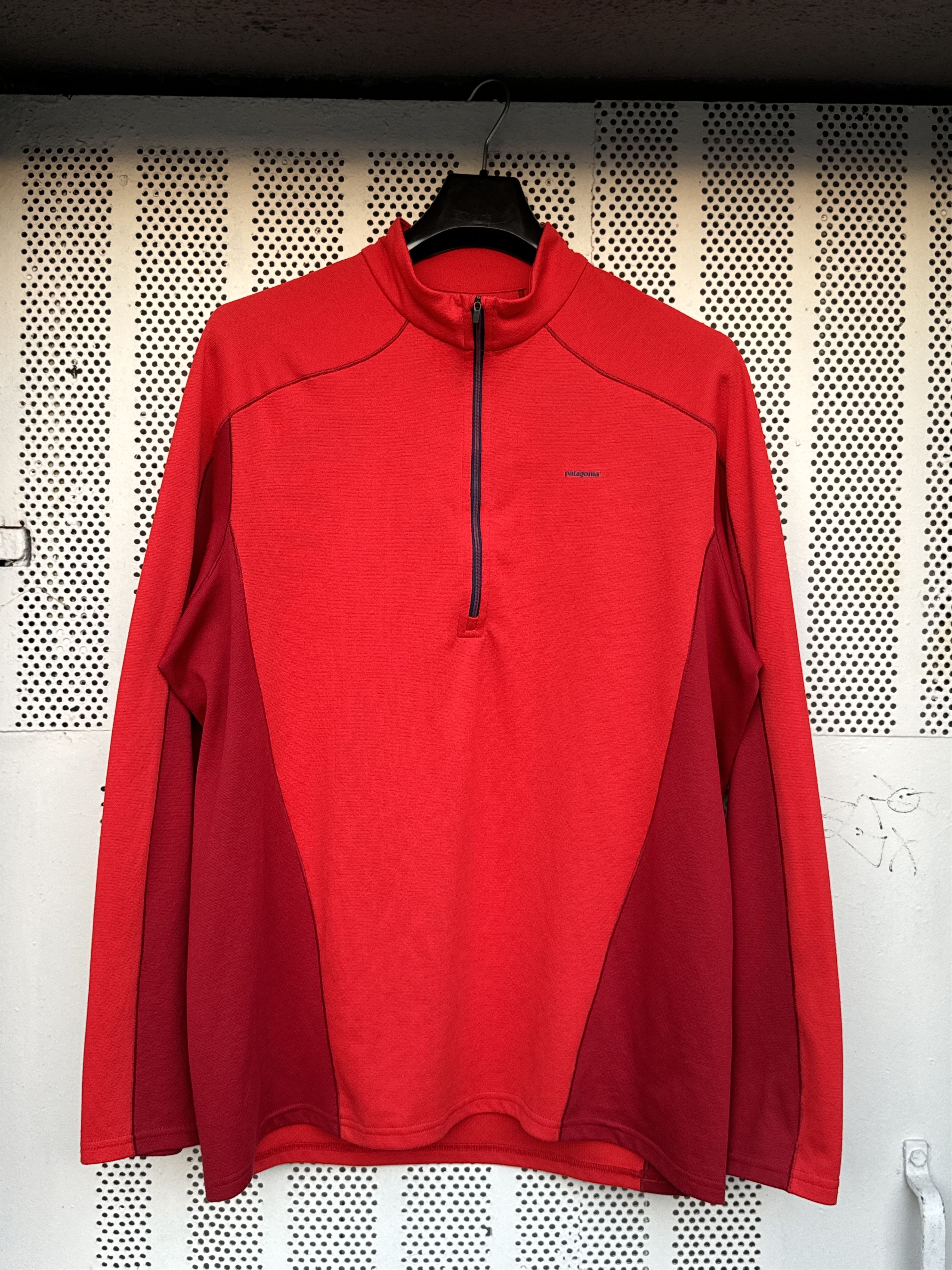 Other Patagonia Long Sleeve Red 1/4 Zip Capilene Size US XL / EU 56 / 4 - 7 Thumbnail