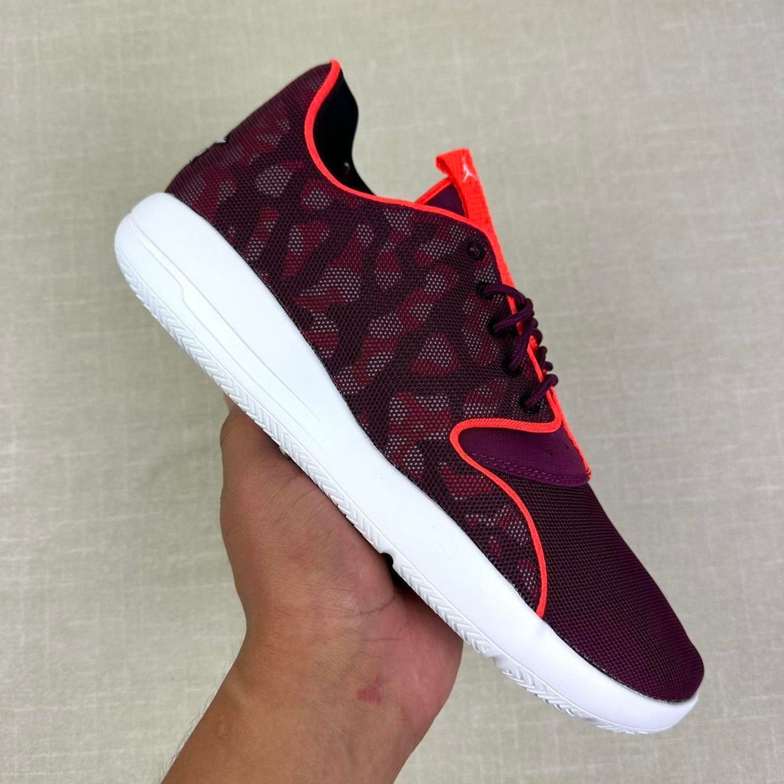 Jordan Brand 🤍 2015 Jordan Eclipse "Bordeaux" 9M Size US 9 / EU 42 - 1 Thumbnail