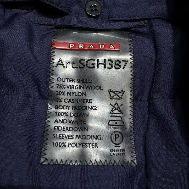Prada Prada Fur all-in-one coat 2502-Nextarrow Size US M / EU 48-50 / 2 - 6 Thumbnail