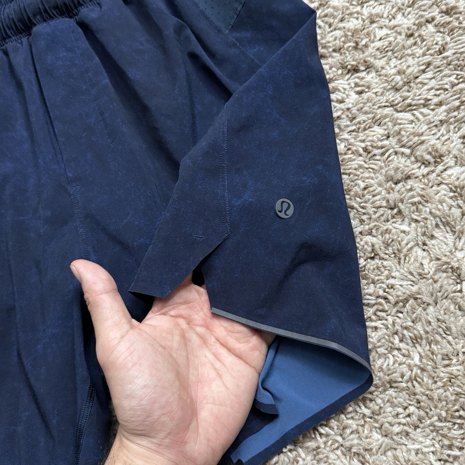 Lululemon LuluLemon Surge Running Shorts Athletic Gym 5” Inseam Blue Size US 30 / EU 46 - 3 Thumbnail
