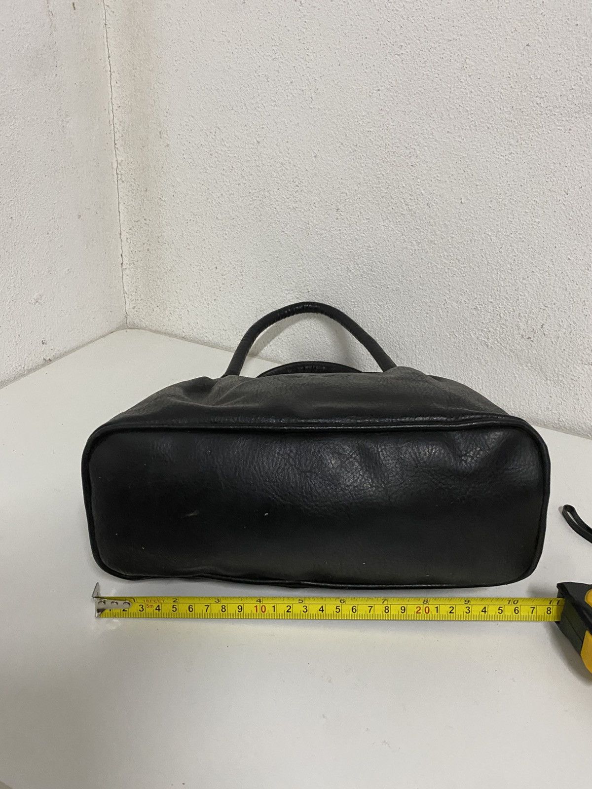 Vintage Black Leather Handbag Size ONE SIZE - 5 Thumbnail