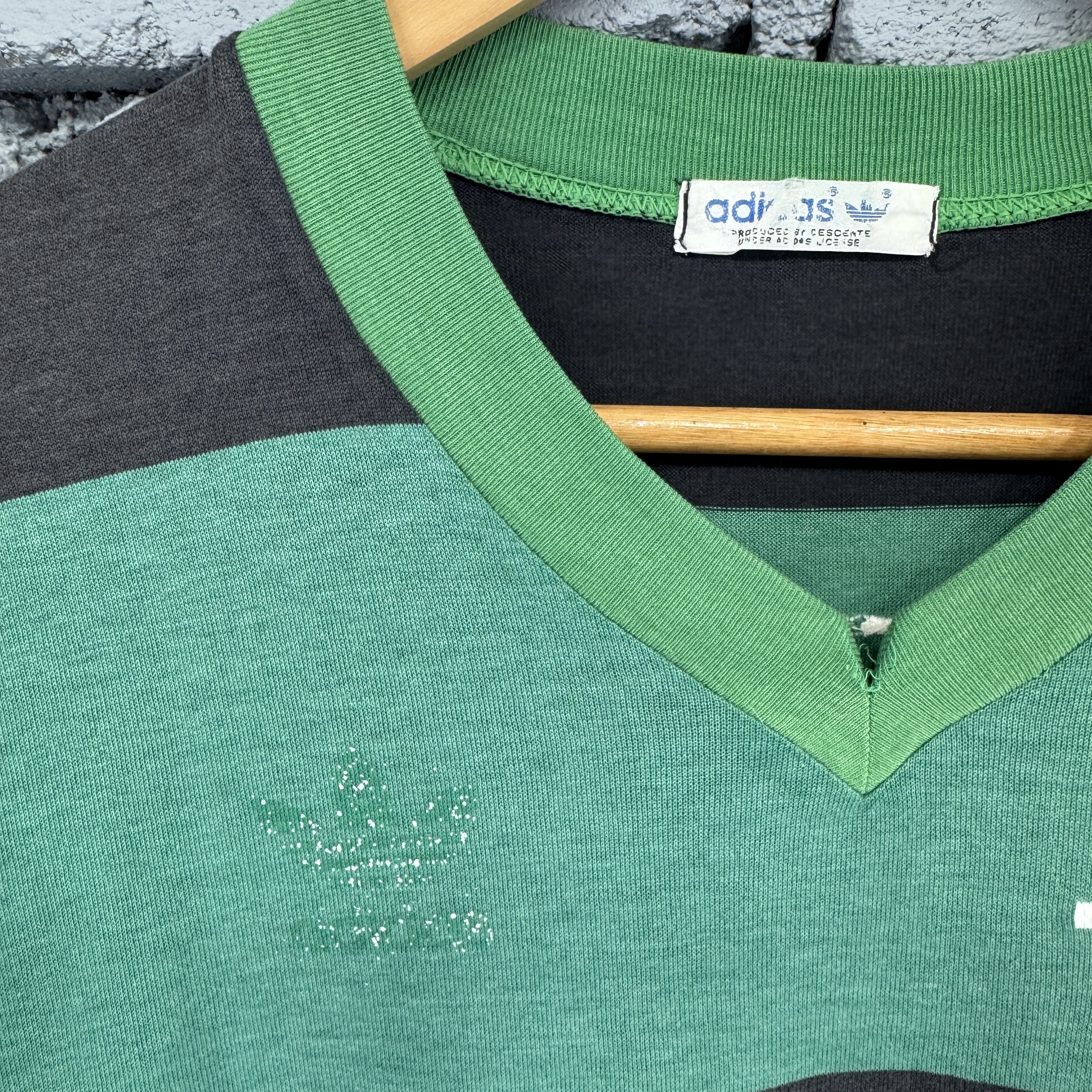Vintage Rare Vintage Adidas 80s Striped Toyota V-neck Tshirt Size US L / EU 52-54 / 3 - 4 Thumbnail
