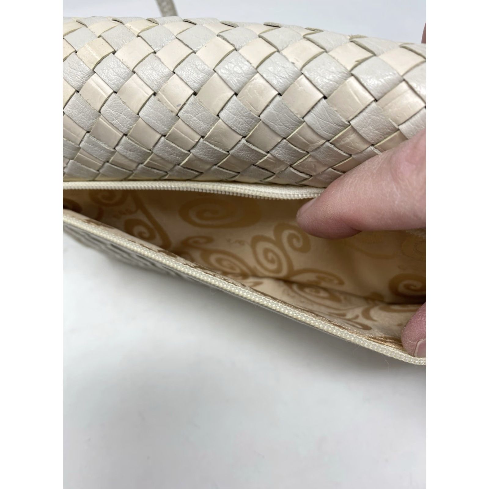 Brighton VINTAGE Brighton Crossbody Bag Cream Woven Organizer Purse 90s Small Womens Bag Size ONE SIZE - 4 Thumbnail