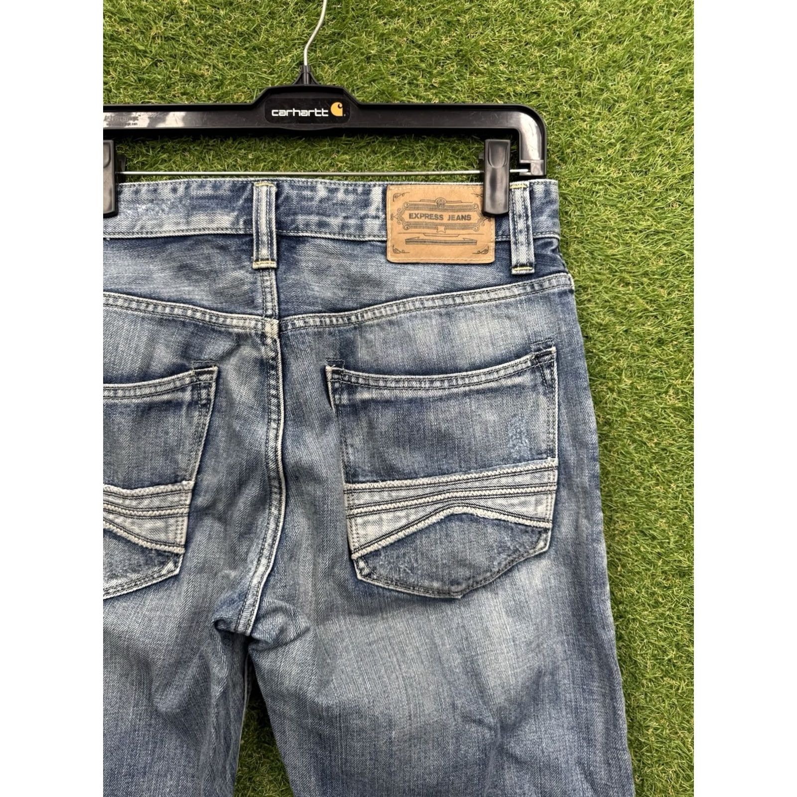 Express Express Kingston Jeans Men 32x32 Blue Classic Bootcut Distressed Pockets Jeans Size US 32 / EU 48 - 4 Thumbnail