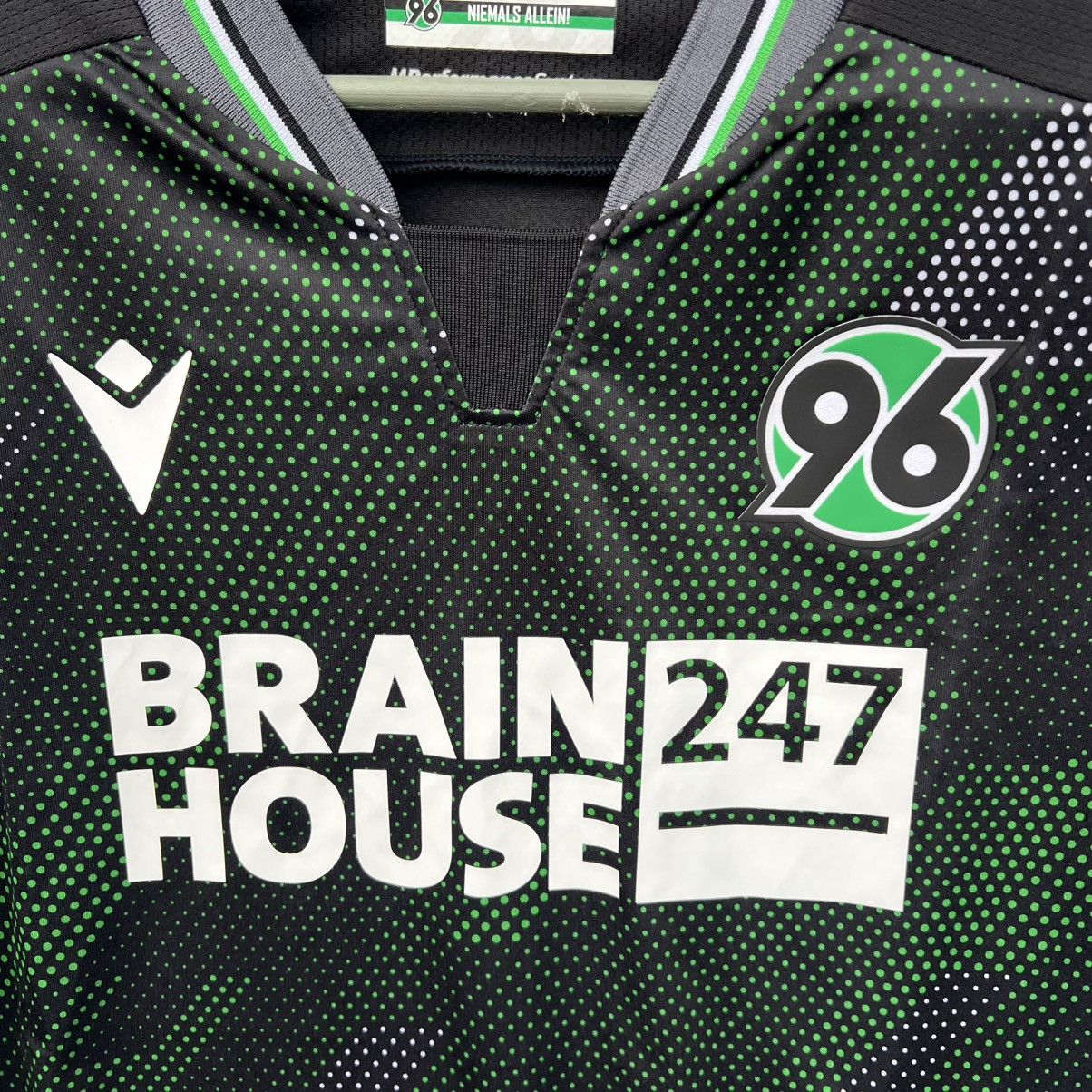 Macron HANNOVER 96 soccer jersey football t shirt Size US XXL / EU 58 / 5 - 2 Thumbnail