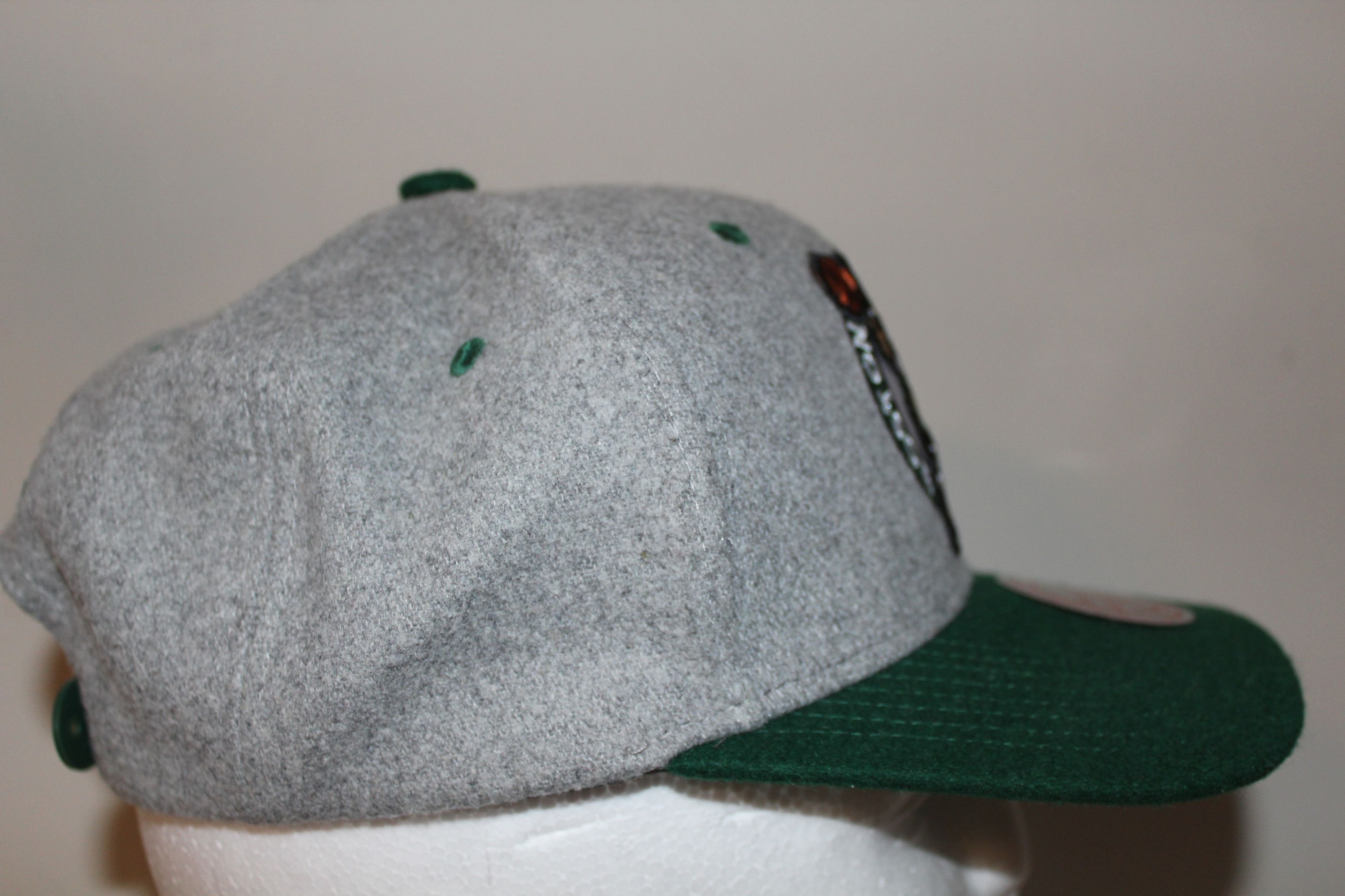 Mitchell & Ness MITCHELL & NESS BOSTON CELTICS 1946 GRAYGREEN SNAPBACK HAT Size ONE SIZE - 6 Thumbnail