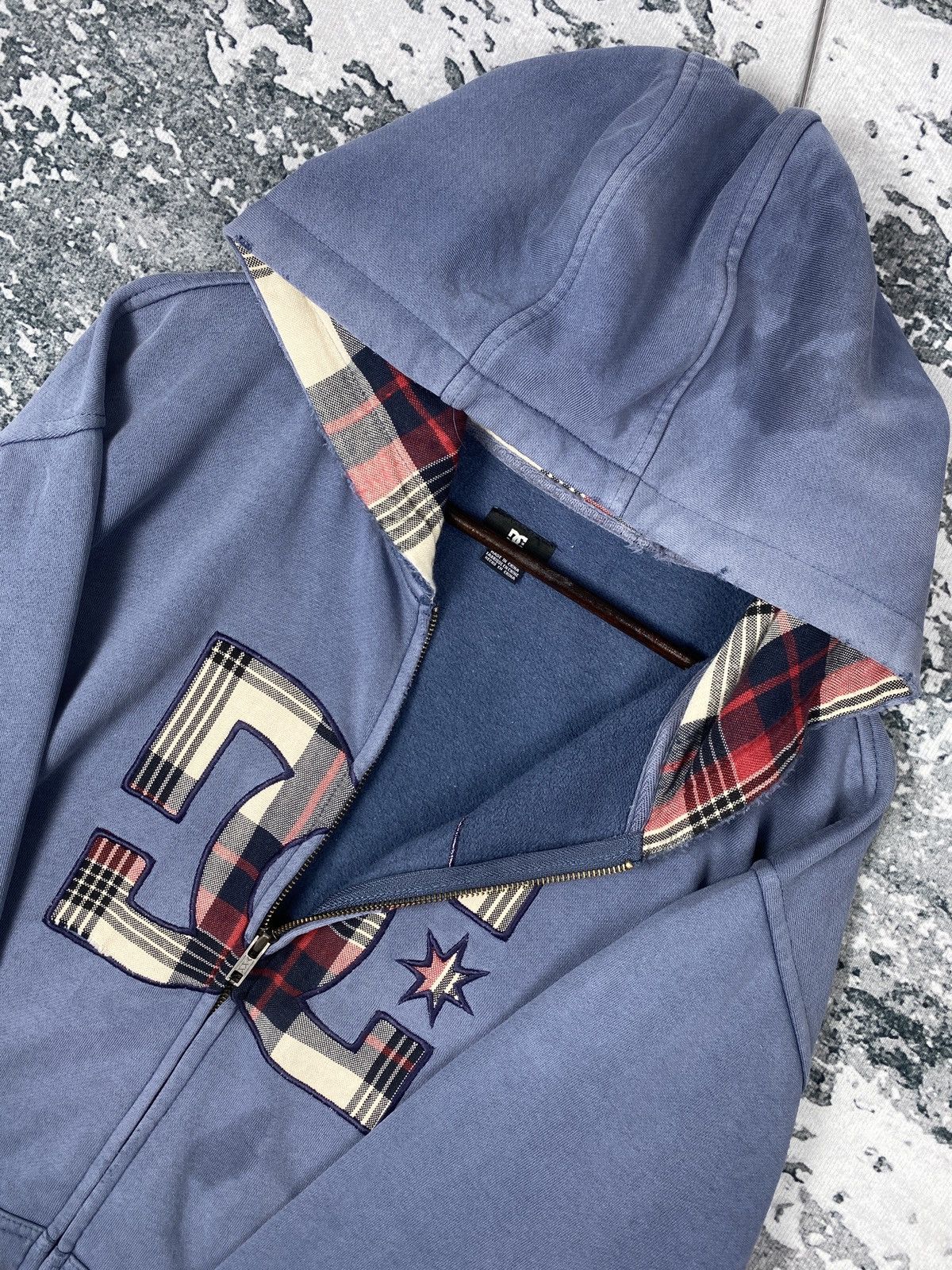 DC Vintage DC Faded Zip Up Hoodies Size US XL / EU 56 / 4 - 10 Thumbnail