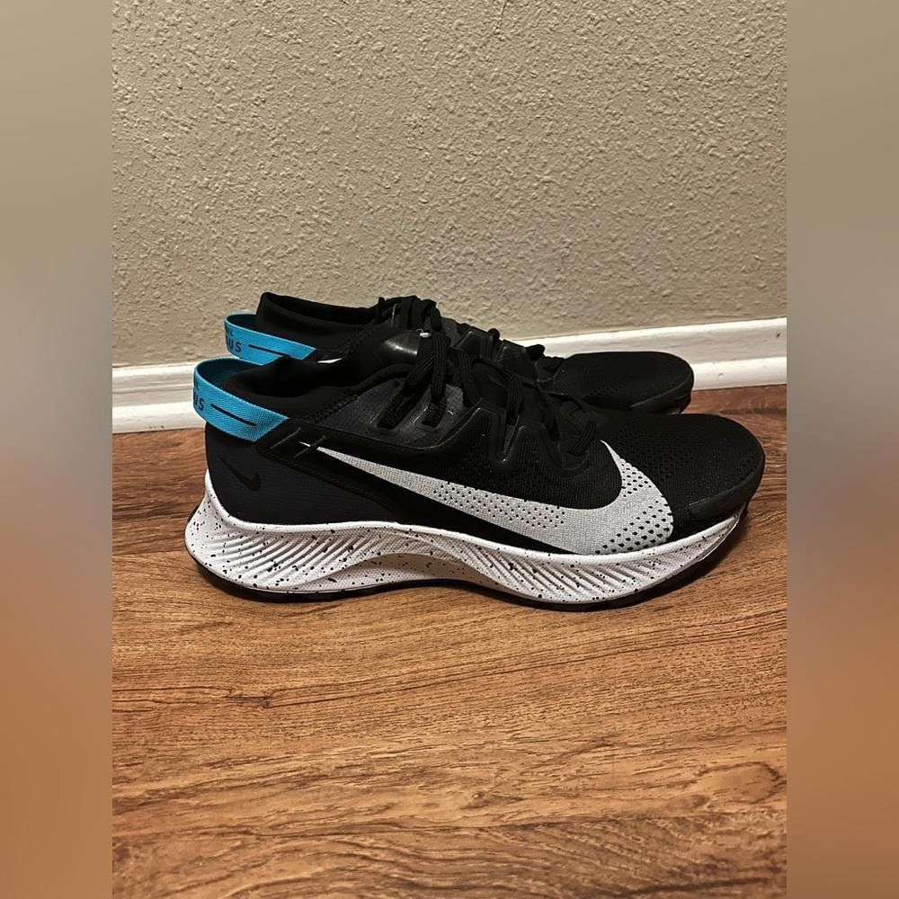 Nike Nike Pegasus Trail 2 'Black Pure Platinum' Sample Size US 10 / EU 43 - 1 Thumbnail