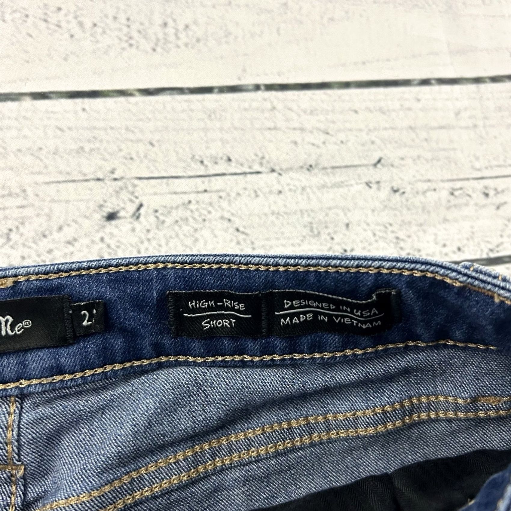 Miss Me Miss Me High Rise Short Denim Blue Jean Shorts Women's 28 Denim Cut-Off Shorts Ladies 28 Blue Womens Size 28" / US 6 / IT 42 - 4 Thumbnail