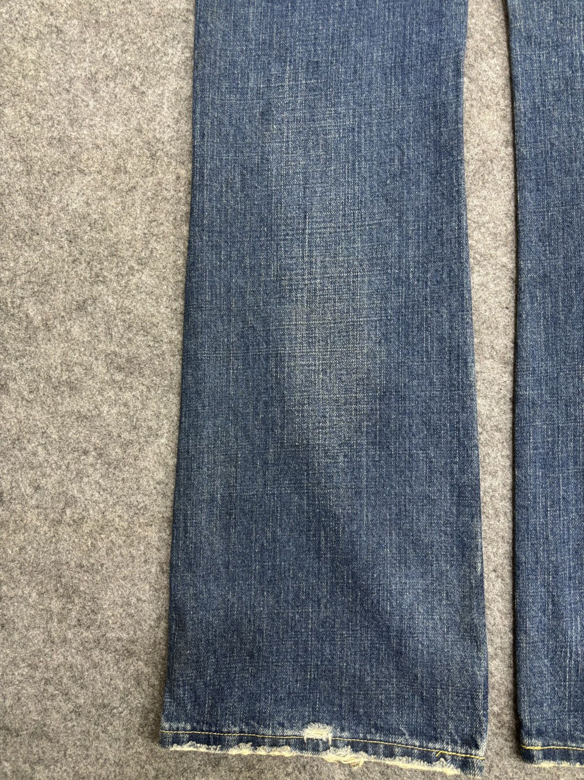 Levi's 💥Archival Flare💥Levis 517 Embroidery Denim F597 Size US 31 - 19 Thumbnail