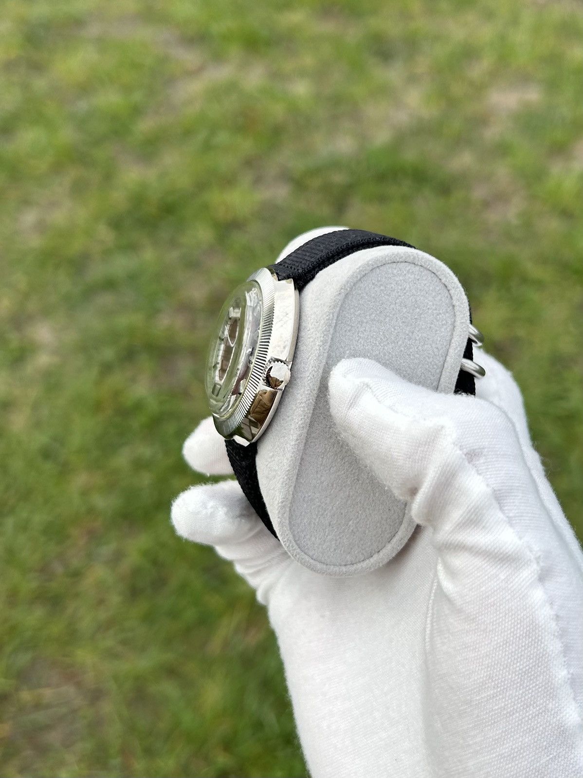 Vintage Vintage Cornavin Watch Made In USSR Soviet Mechanical 1980s Size ONE SIZE - 16 Thumbnail