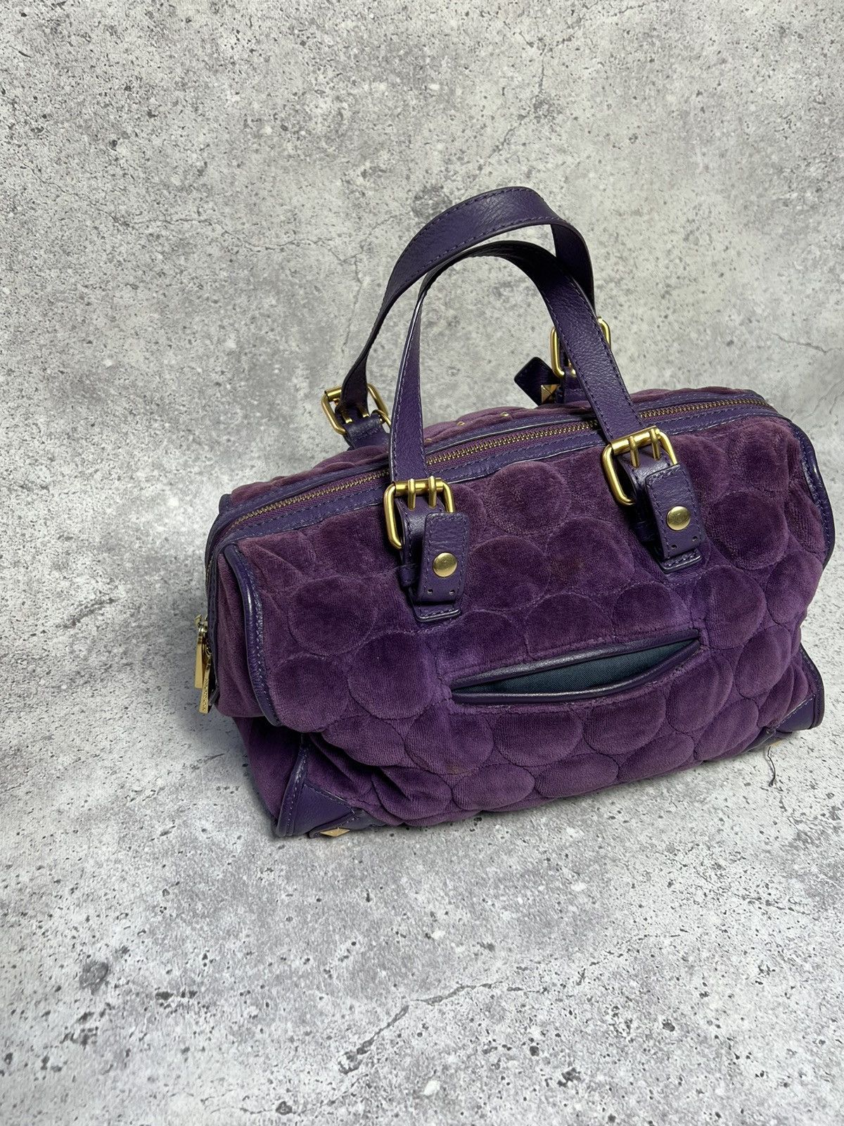 Juicy Couture VINTAGE Y2K JUICY COUTURE AMAZING VELVET BAG Size ONE SIZE - 4 Thumbnail