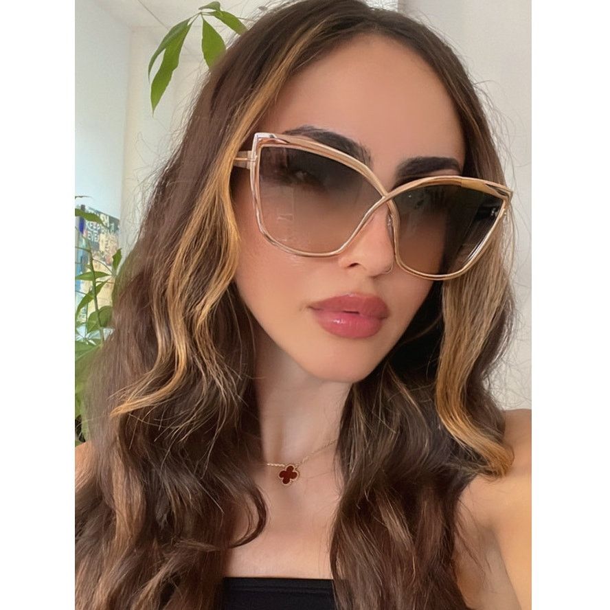 Tom Ford NEW Tom Ford Sandrine FT0715 Sunglasses in Gold Grailed