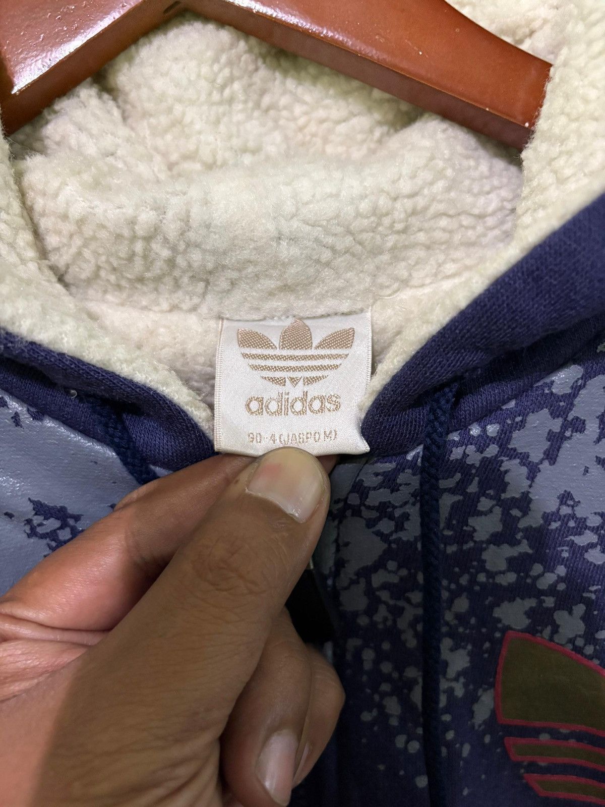 Adidas Vintage Adidas Zipper jacket With hoodies Big Logo Design Size US M / EU 48-50 / 2 - 13 Thumbnail