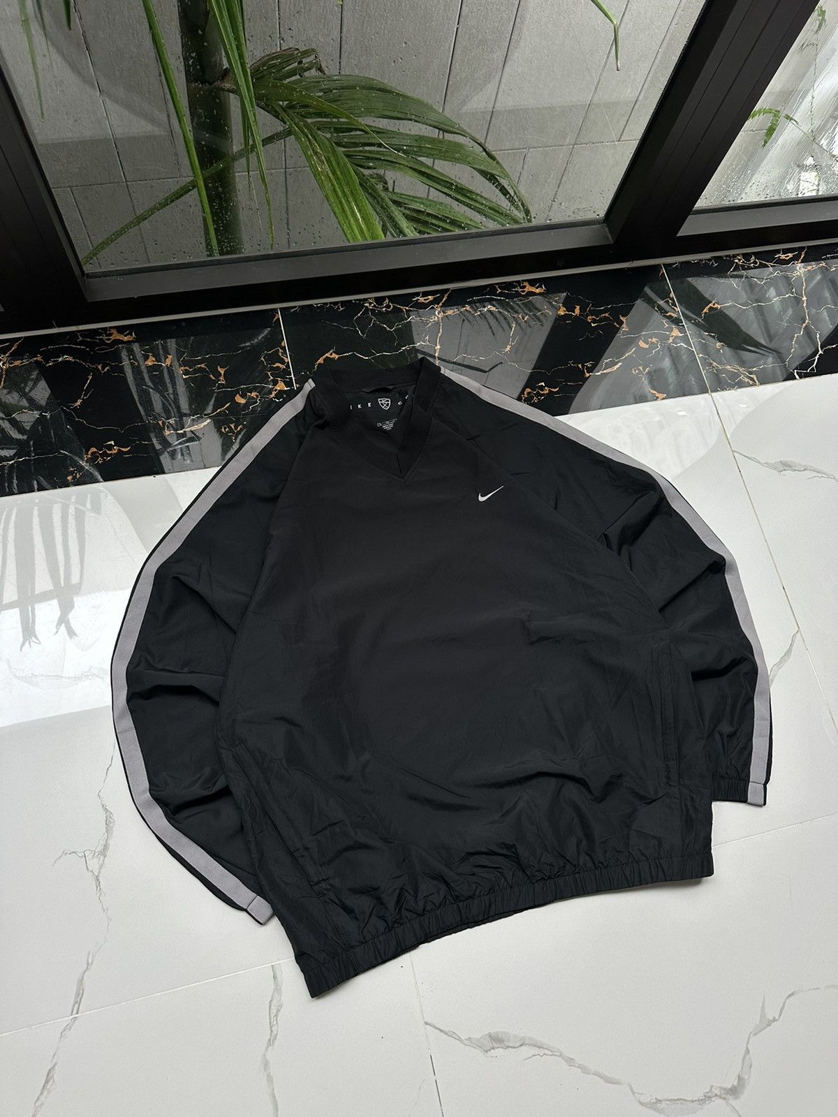 Nike × Vintage NIKE VINTAGE BASIC LOGO STREETWEAR LIGHT JACKET Size US XL / EU 56 / 4 - 1 Thumbnail