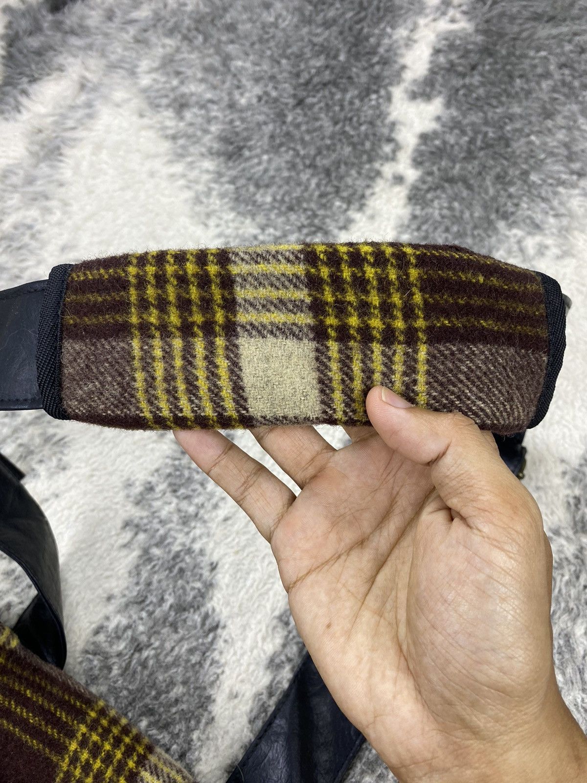 Japanese Brand × Seditionaries 🔥RARE🔥 ALGONQUINS Yellow Tartan Cross Body Bag Wool+Leather Size ONE SIZE - 11 Thumbnail