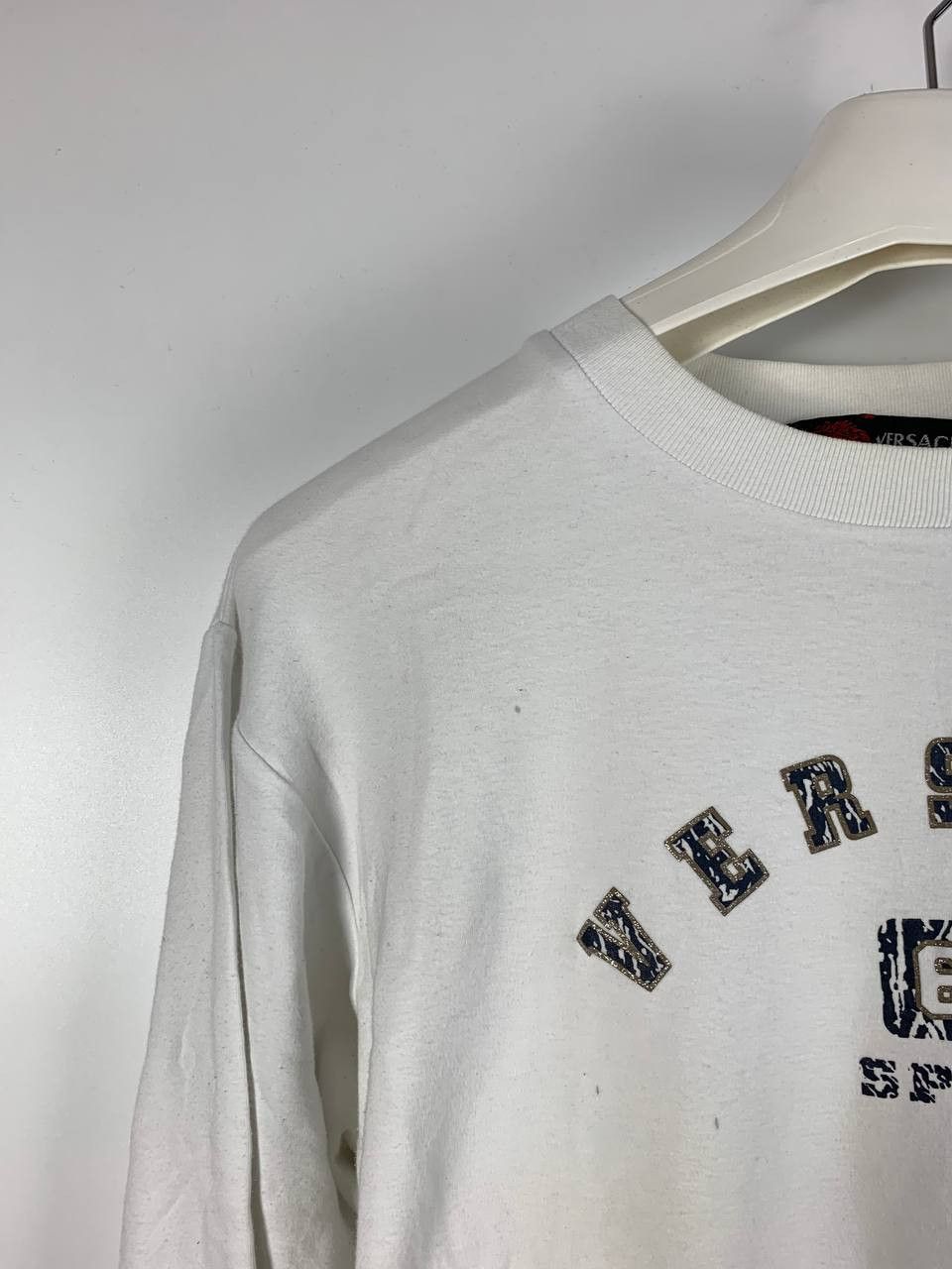 Versace Versace Vintage Big Logo white cotton M Size US M / EU 48-50 / 2 - 3 Thumbnail