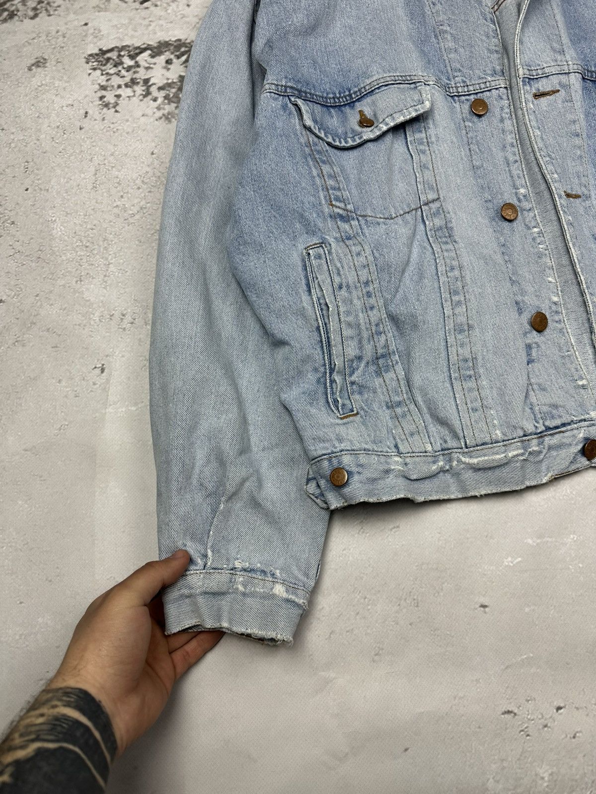 Diesel Diesel Distressed Washed Vintage denim Jacket 80-90s Size US L / EU 52-54 / 3 - 3 Thumbnail
